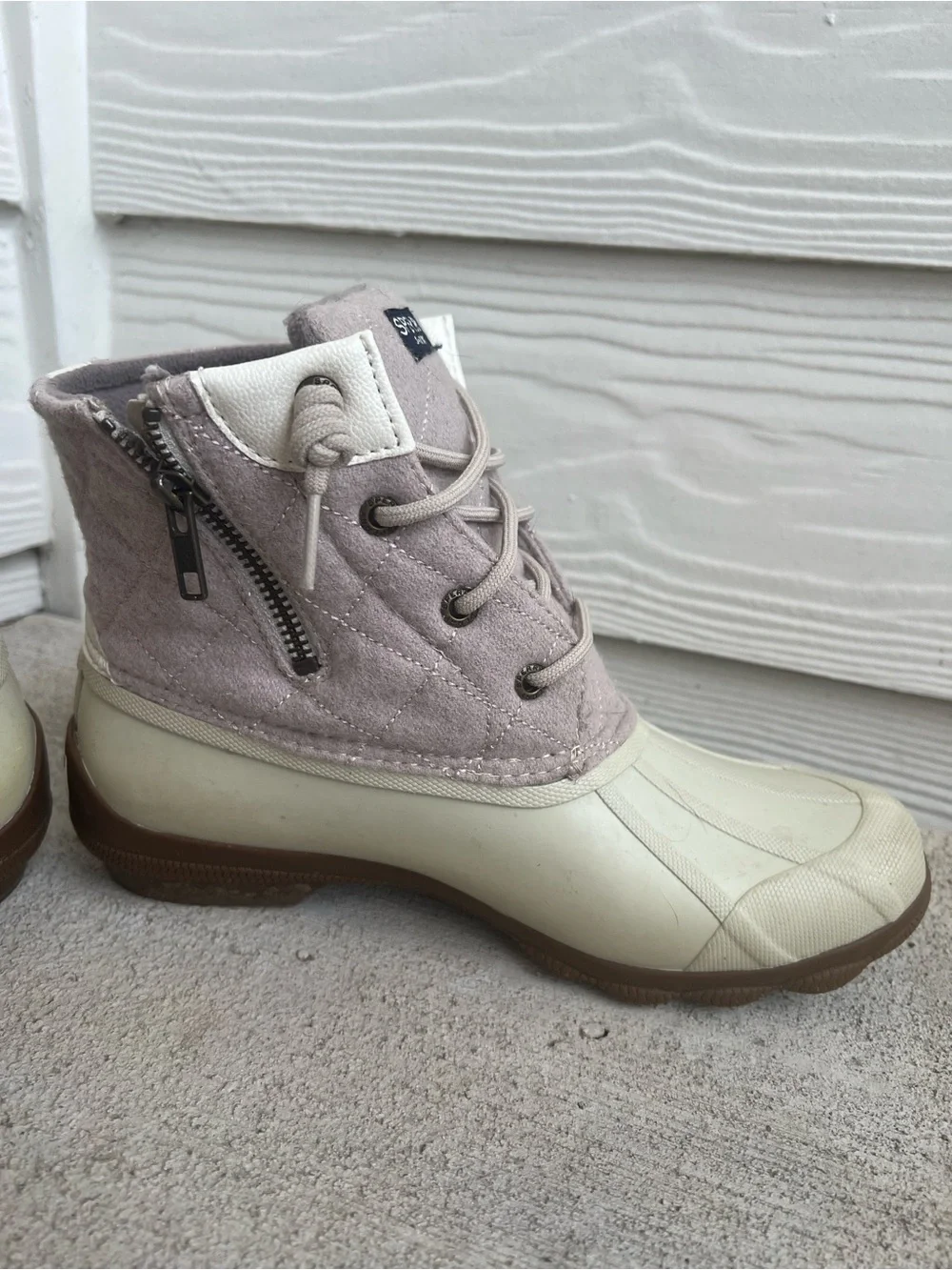 Sperry Women's Two-Texture Duck Boots in Purple and Cream - Size 7.5